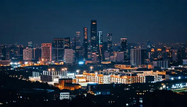 企业版使用与维护建议，明确适用场景与限制